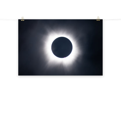 Eclipse Splendor: 2024 Solar Eclipse Totality Poster - Embrace the Celestial Phenomenon 🌞🌑