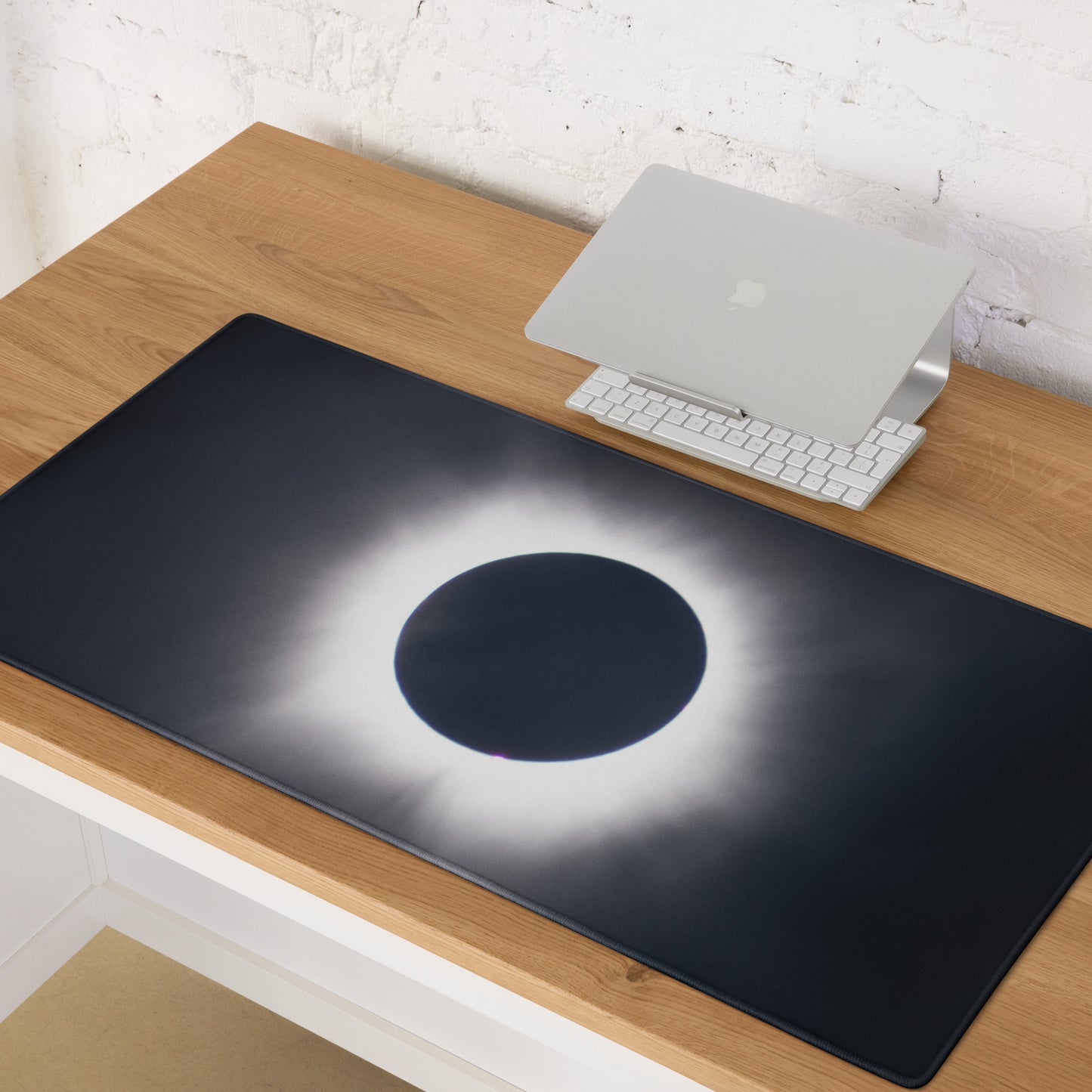 2024 Solar Eclipse Totality Gaming Mouse Pad - Navigate Cosmic Realms 🌞🌑