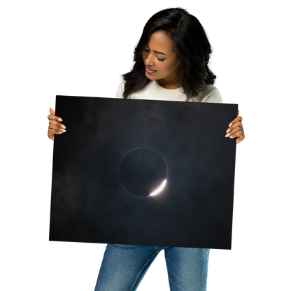2024 Solar Eclipse Metal Print - Illuminate Your Space with Diamond Ring Radiance 🌞